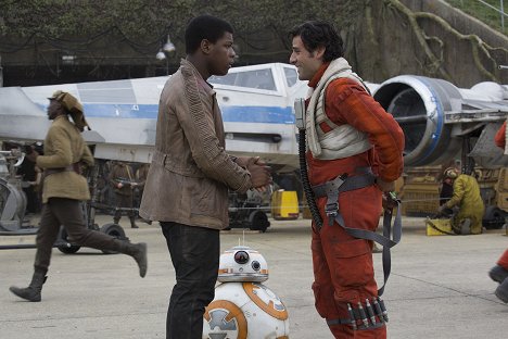 John Boyega, Oscar Isaac - Star Wars: The Force Awakens - Photos
