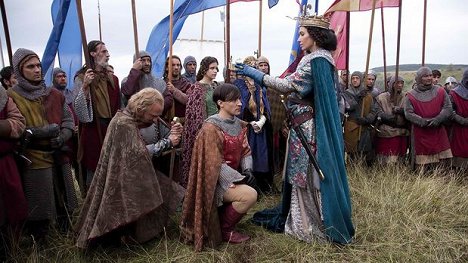 Aure Atika, Peter Firth, Blake Ritson - World Without End - Photos