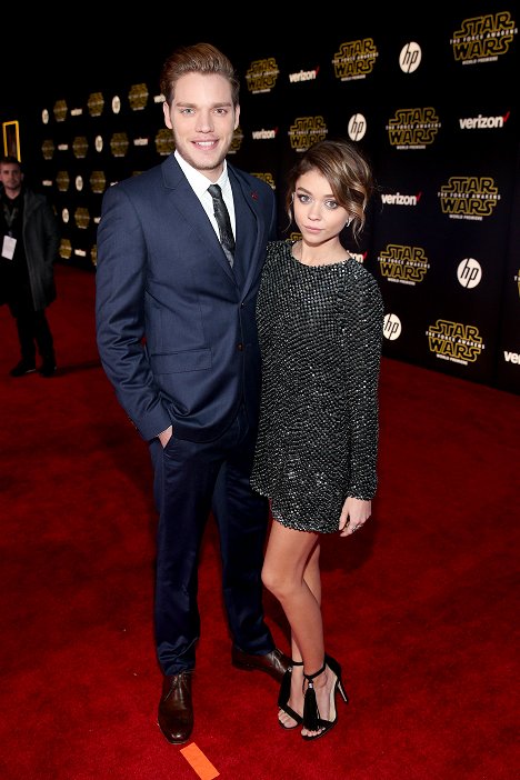 Dominic Sherwood, Sarah Hyland - Star Wars: The Force Awakens - Events