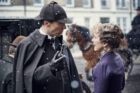 Benedict Cumberbatch, Una Stubbs - Sherlock i upiorna panna młoda - Z filmu