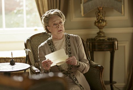 Maggie Smith - Downton Abbey - Episode 5 - Photos