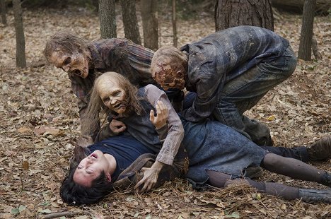 Steven Yeun - The Walking Dead - Herrsche - Filmfotos