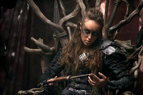 Alycia Debnam-Carey - The 100 - Long Into an Abyss - Photos