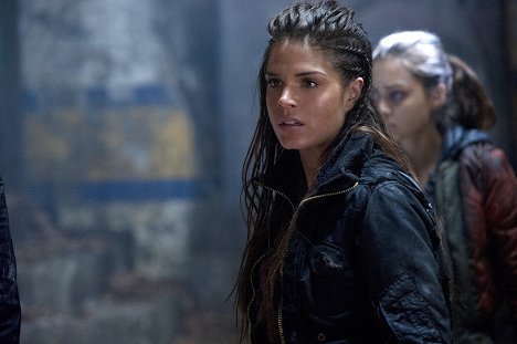 Marie Avgeropoulos - The 100 - Abschied - Filmfotos