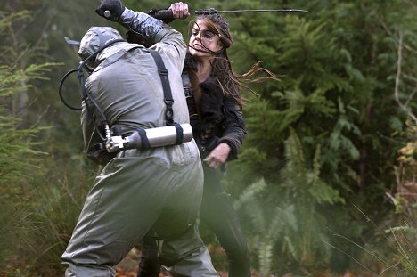 Marie Avgeropoulos - The 100 - Machtkampf - Filmfotos