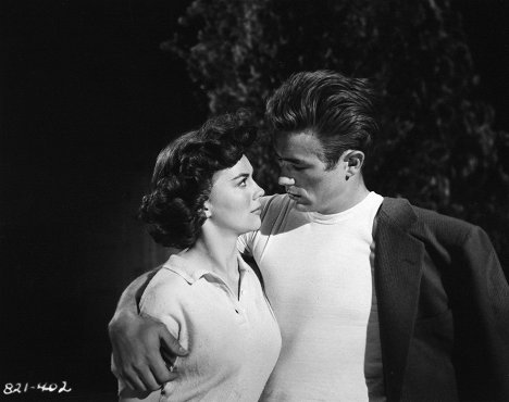 Natalie Wood, James Dean - Rebel Without a Cause - Photos