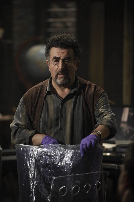 Saul Rubinek - 13-as raktár - A négy elem - Filmfotók