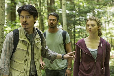 Yukiyoshi Ozawa, Taylor Kinney, Natalie Dormer - The Forest - Film
