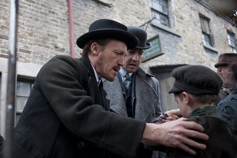 Jerome Flynn, Matthew Macfadyen - Ripper Street - In My Protection - Photos