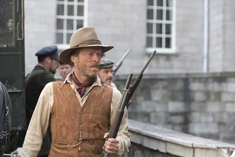 Iain Glen - Ripper Street - The Weight of One Man's Heart - De la película