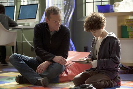 Kiefer Sutherland, David Mazouz - Touch - Music of the Spheres - Photos