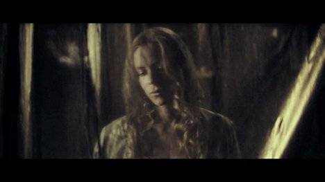 Anna von Auersperg - Tears - De la película