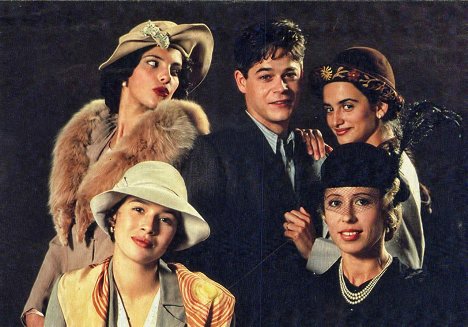 Maribel Verdú, Ariadna Gil, Jorge Sanz, Penélope Cruz, Miriam Díaz-Aroca - Belle époque - Promoción