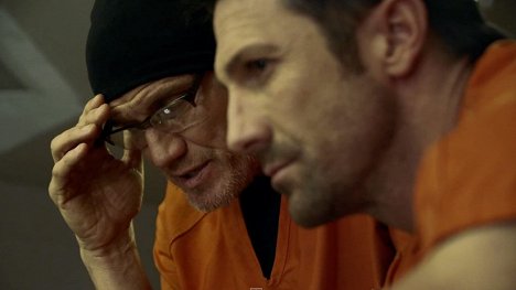 Dolph Lundgren, Matthew Reese - Caged to Kill - Filmfotos