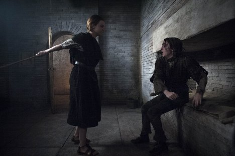 Faye Marsay, Maisie Williams - Game of Thrones - Le Grand Moineau - Film