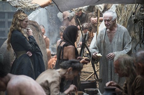 Lena Headey, Jonathan Pryce - Game of Thrones - High Sparrow - Photos