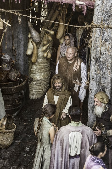 Peter Dinklage, Conleth Hill - Game of Thrones - High Sparrow - Photos