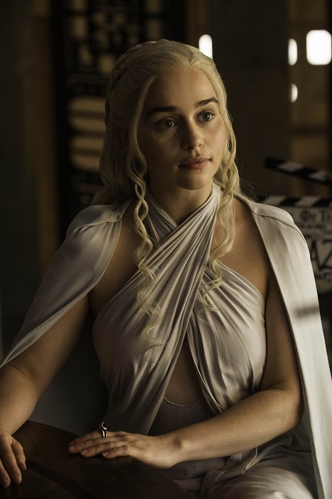 Emilia Clarke - Game of Thrones - The Sons of the Harpy - Photos