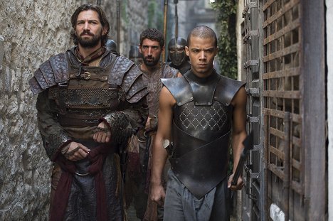 Michiel Huisman, Jacob Anderson - Game of Thrones - The House of Black and White - Photos