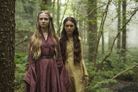 Nell Williams, Isabella Steinbarth - Game of Thrones - The Wars to Come - Photos