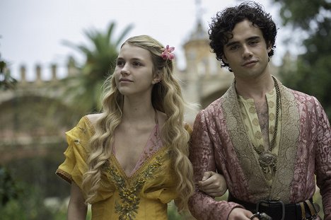 Nell Tiger Free, Toby Sebastian - Game of Thrones - Unbowed, Unbent, Unbroken - Photos