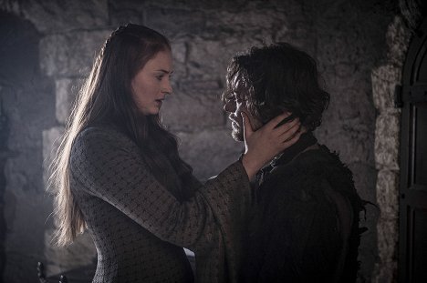 Sophie Turner, Alfie Allen - Game of Thrones - Hardhome - Kuvat elokuvasta