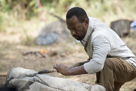Lennie James - The Walking Dead - Here's Not Here - Photos