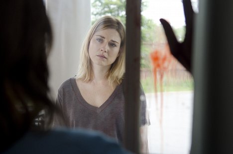 Alexandra Breckenridge - The Walking Dead - Most - Filmfotók