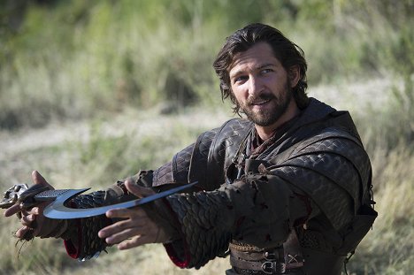 Michiel Huisman - Game Of Thrones - Zwei Schwerter - Filmfotos