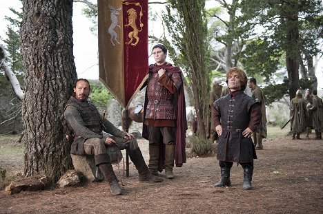 Jerome Flynn, Daniel Portman, Peter Dinklage - Game of Thrones - Duas Espadas - Do filme