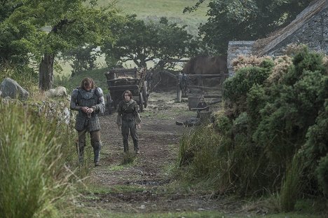 Rory McCann, Maisie Williams - Trónok harca - A láncok leverője - Filmfotók