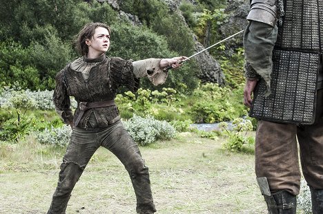 Maisie Williams - Game Of Thrones - Der Erste seines Namens - Filmfotos