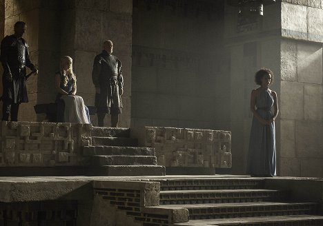 Iain Glen, Emilia Clarke, Ian McElhinney, Nathalie Emmanuel - Game of Thrones - As Leis dos Deuses e dos Homens - Do filme