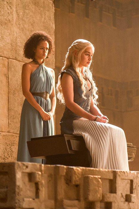 Nathalie Emmanuel, Emilia Clarke - Game of Thrones - The Mountain and the Viper - Photos