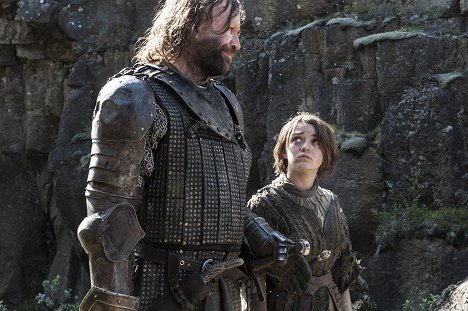 Rory McCann, Maisie Williams - Game Of Thrones - Der Berg und die Viper - Filmfotos