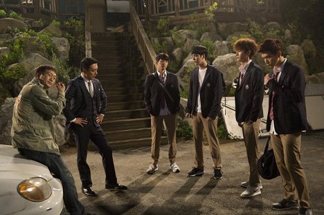 Jeong-tae Kim, Seung-woo Kim, Min-gyoo Kim, Hyuk - Jabaya sanda - De la película