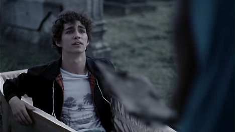 Robert Sheehan - Misfits - Episode 1 - Photos