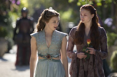 Natalie Dormer, Sophie Turner - Game of Thrones - The Bear and the Maiden Fair - Photos