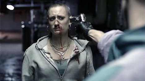 Lauren Socha - Misfits: Zmetci - Epizoda 4 - Z filmu