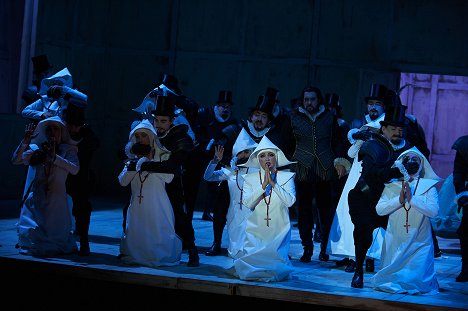 Anna Netrebko, Plácido Domingo - G. Verdi: Trubadúr - Z filmu
