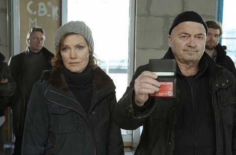 Maja Maranow, Florian Martens - Ein starkes Team - Geplatzte Träume - Filmfotos