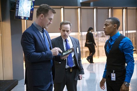 James van der Beek, Peter MacNicol, Shad Moss - CSI: Cyber helyszínelők - Szellem kocsi - Filmfotók