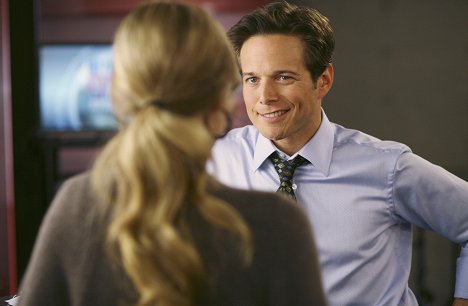 Scott Wolf - V - There Is No Normal Anymore - Photos