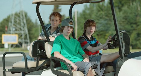 Jackson Martin, Reece Moffett, Nick Serino - Sleeping Giant - Van film