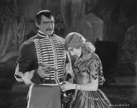 Lionel Barrymore, Mary Philbin - Drums of Love - Film