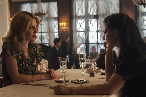 Annabelle Wallis, Lara Pulver - Fleming - Episode 2 - Photos