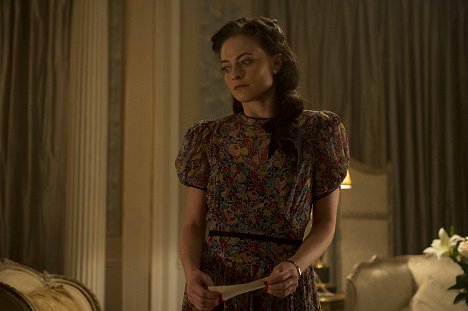 Lara Pulver - Fleming - Episode 3 - Photos