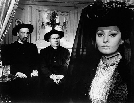 Daniel Emilfork, Jacques Dufilho, Sophia Loren - Lady L - De filmes