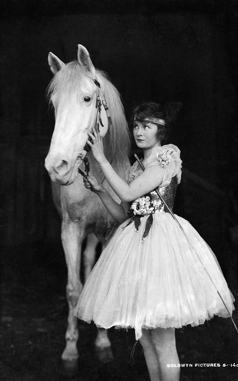 Mae Marsh - Polly of the Circus - Filmfotos
