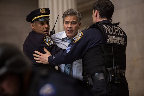 Giancarlo Esposito, George Clooney - Money Monster - Photos